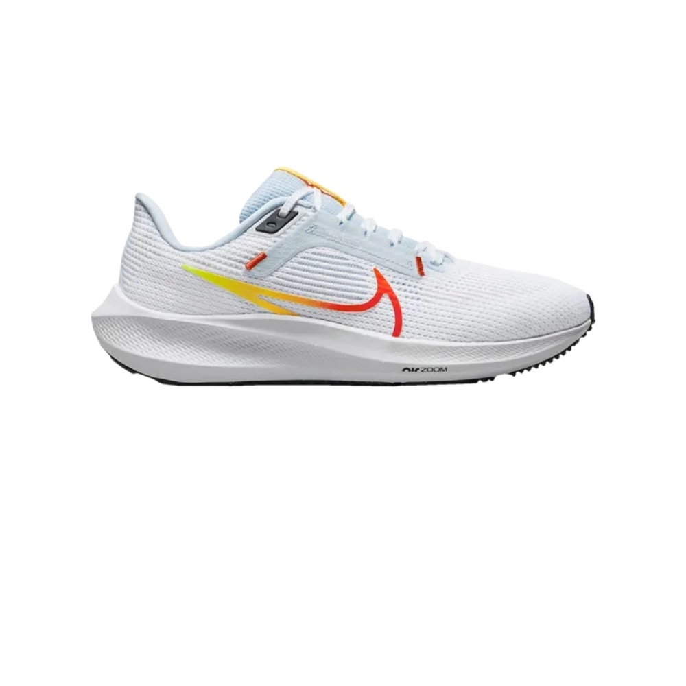 NWOT Nike Air Zoom Pegasus 40 'White Laser Orange' size 8.5